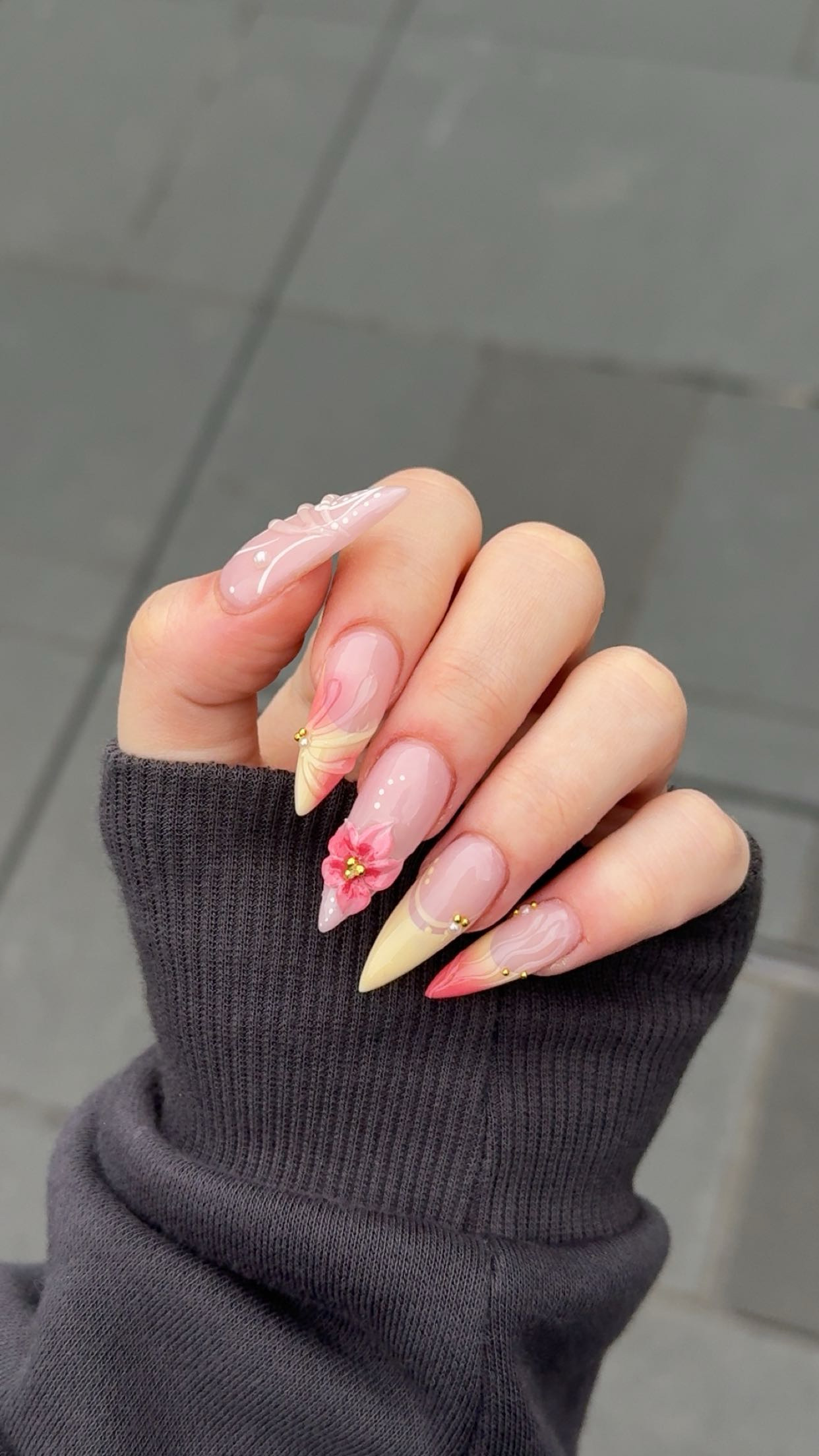 Raiden Nails salon interior